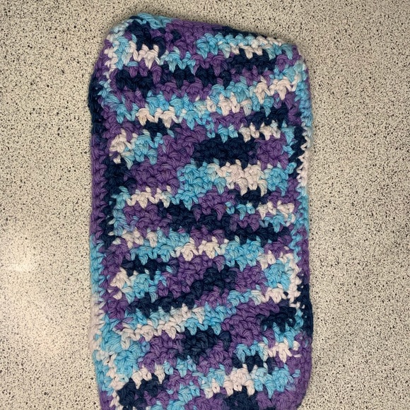 Reusable, eco-friendly, crochet swifter cover - Picture 2 of 2